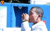 Cận cảnh máy làm nước sạch từ không khí ở Hà Nội